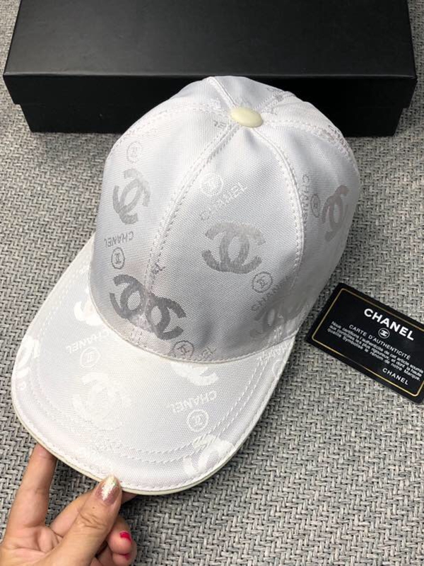 ブランド帽子正面デザイン